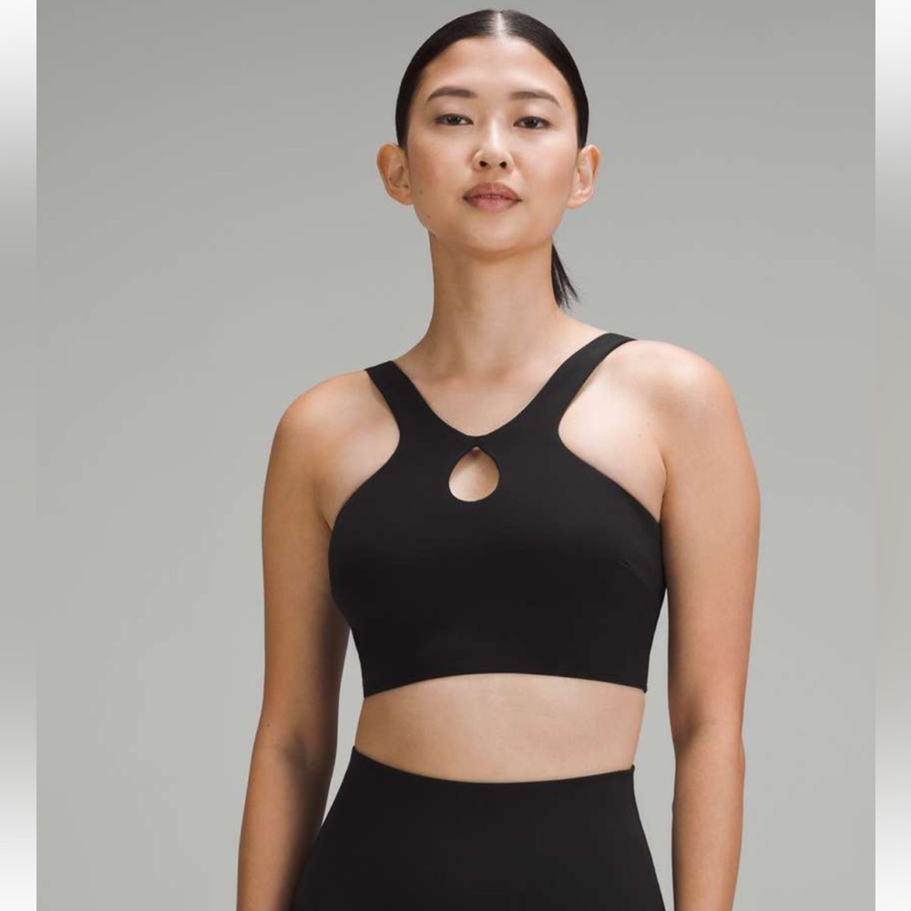 SmoothCover Front Cut-Out Yoga Bra